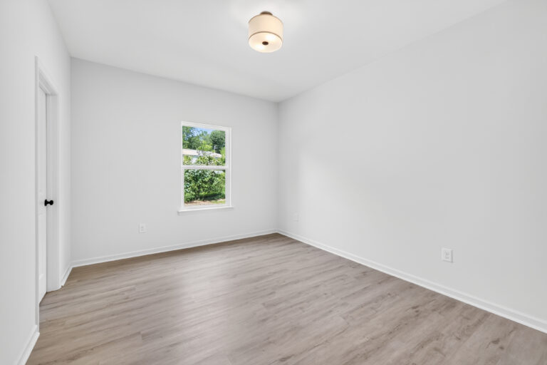 5226 Hickory Ln. — photo 3 of 34