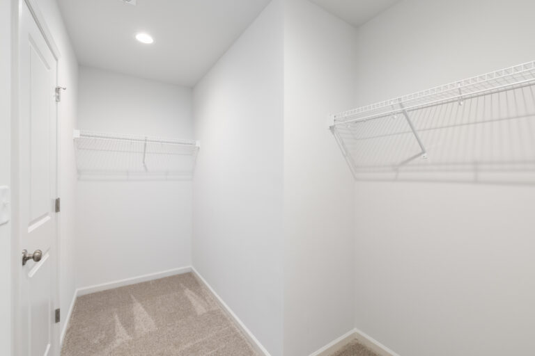 12710 Hamilton Rd. — photo 6 of 28