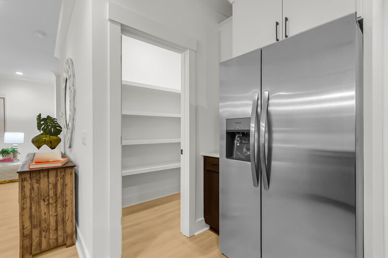 1438 Joy Ave. — photo 23 of 52