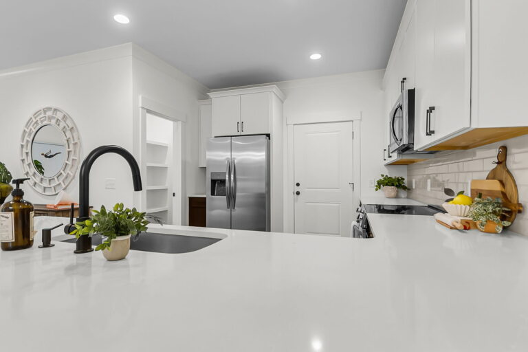 1438 Joy Ave. — photo 27 of 52
