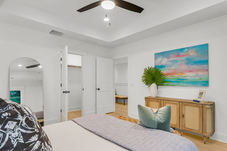1438 Joy Ave. — photo 5 of 52