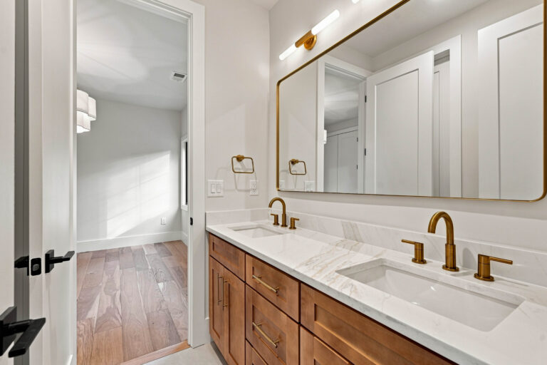 4647 General Pershing Dr. — photo 21 of 57