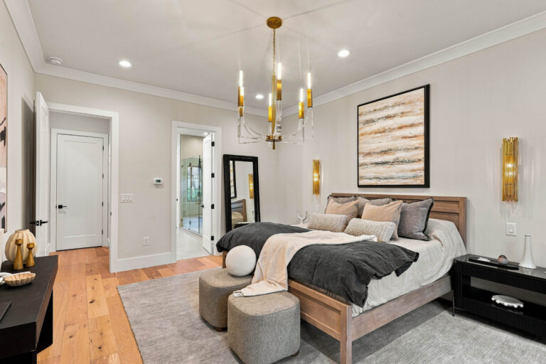 4647 General Pershing Dr. — photo 12 of 57