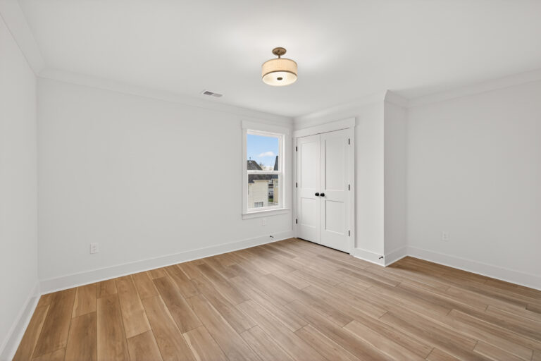 12714 Hamilton Rd. — photo 15 of 35