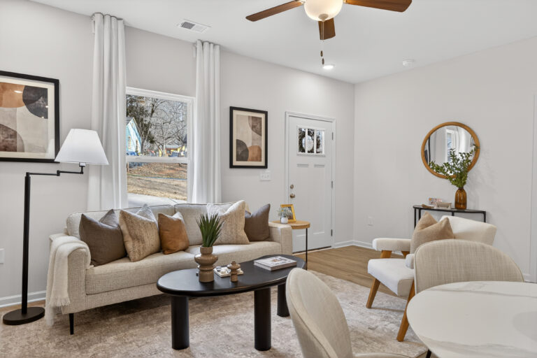 806 S Salisbury Ave. — photo 5 of 19