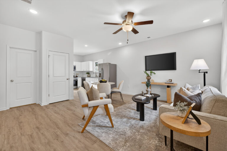 806 S Salisbury Ave. — photo 19 of 19