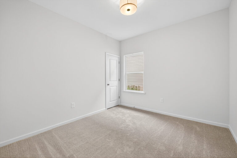 2712 Glendale Ave — photo 20 of 20