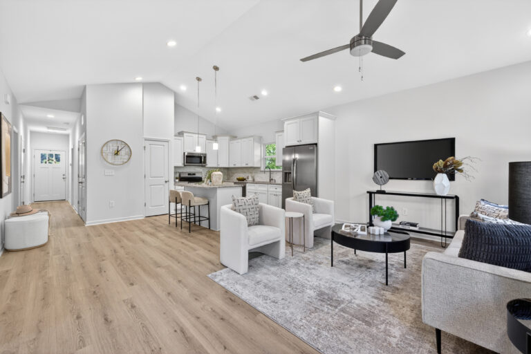 1009 E Catawba St. — photo 3 of 19