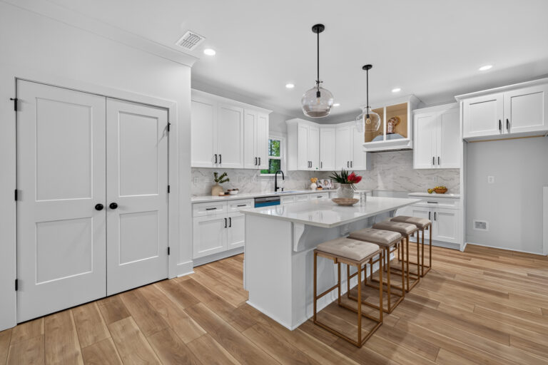 9006 Pinenoll Ln. — photo 15 of 33