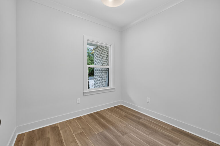 9006 Pinenoll Ln. — photo 32 of 33