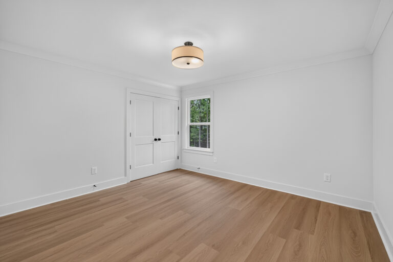 9000 Pinenoll Ln. — photo 13 of 31