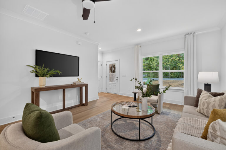 9000 Pinenoll Ln. — photo 3 of 31