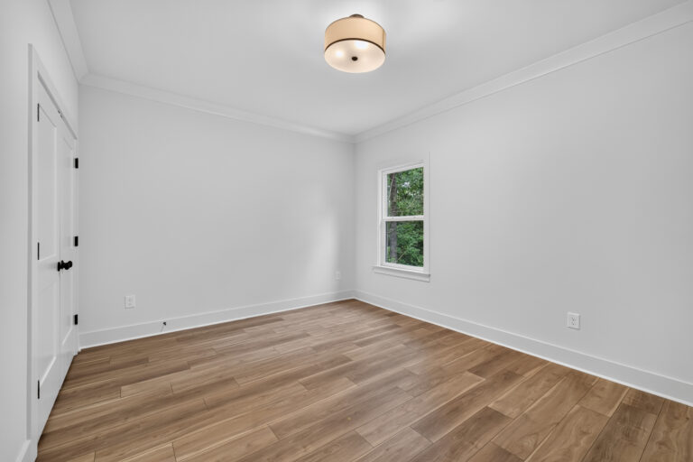 9006 Pinenoll Ln. — photo 19 of 33