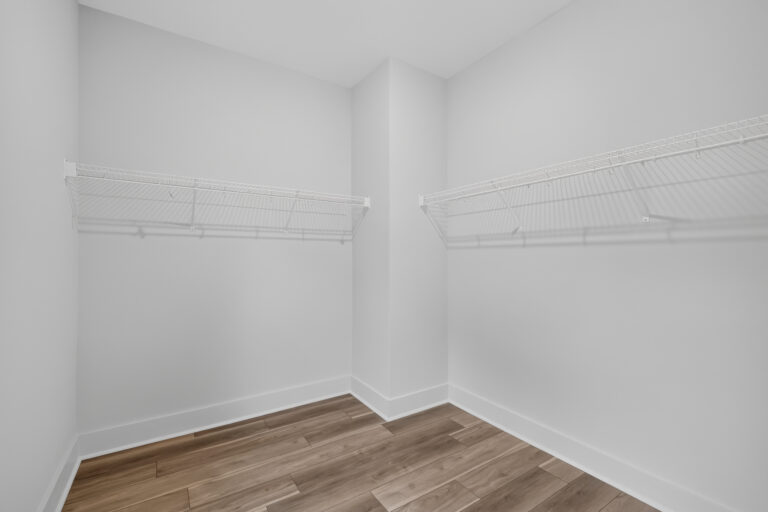 9006 Pinenoll Ln. — photo 9 of 33