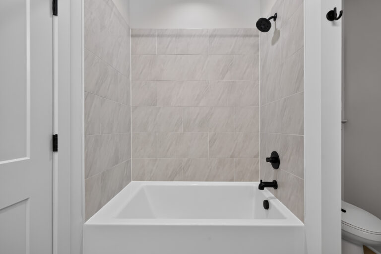 9006 Pinenoll Ln. — photo 16 of 33